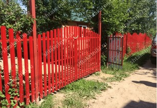 Забор евроштакетник горокой в Таразе цвет рубин